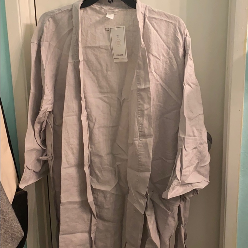 Linen robe